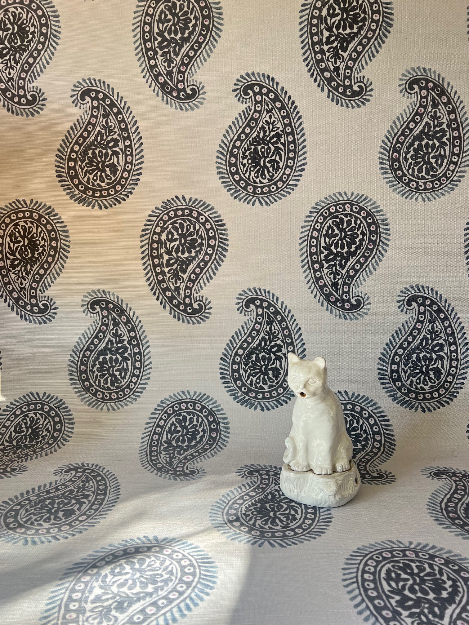 Paisley Wallpaper, Teardrops