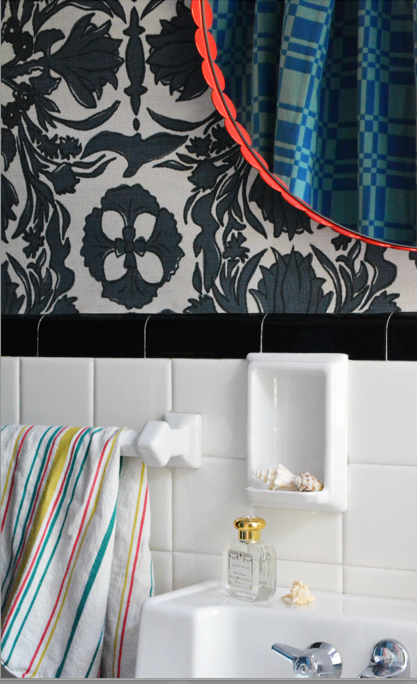 Modern baroque wallpaper with botanical and bird motifs