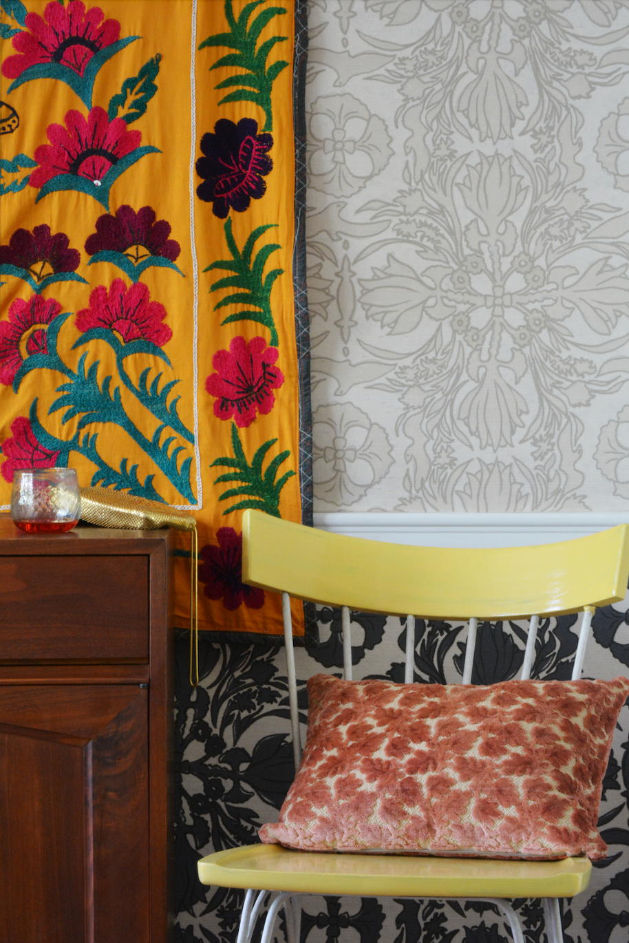 Vintage Scarf Wallpaper, Passageway