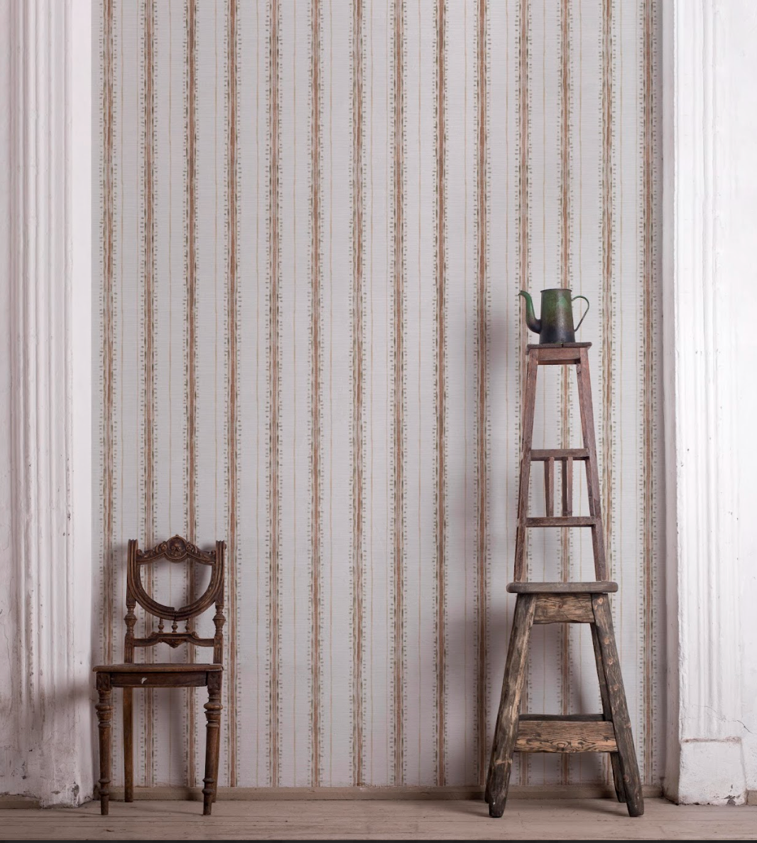 Canavese Stripe Wallpaper, Crumbling Walls