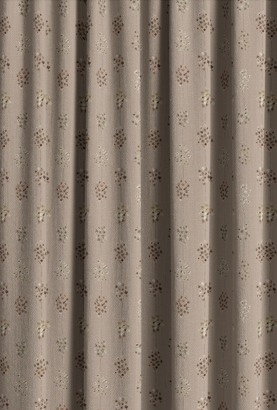 Velia Fabric, Lifetime
