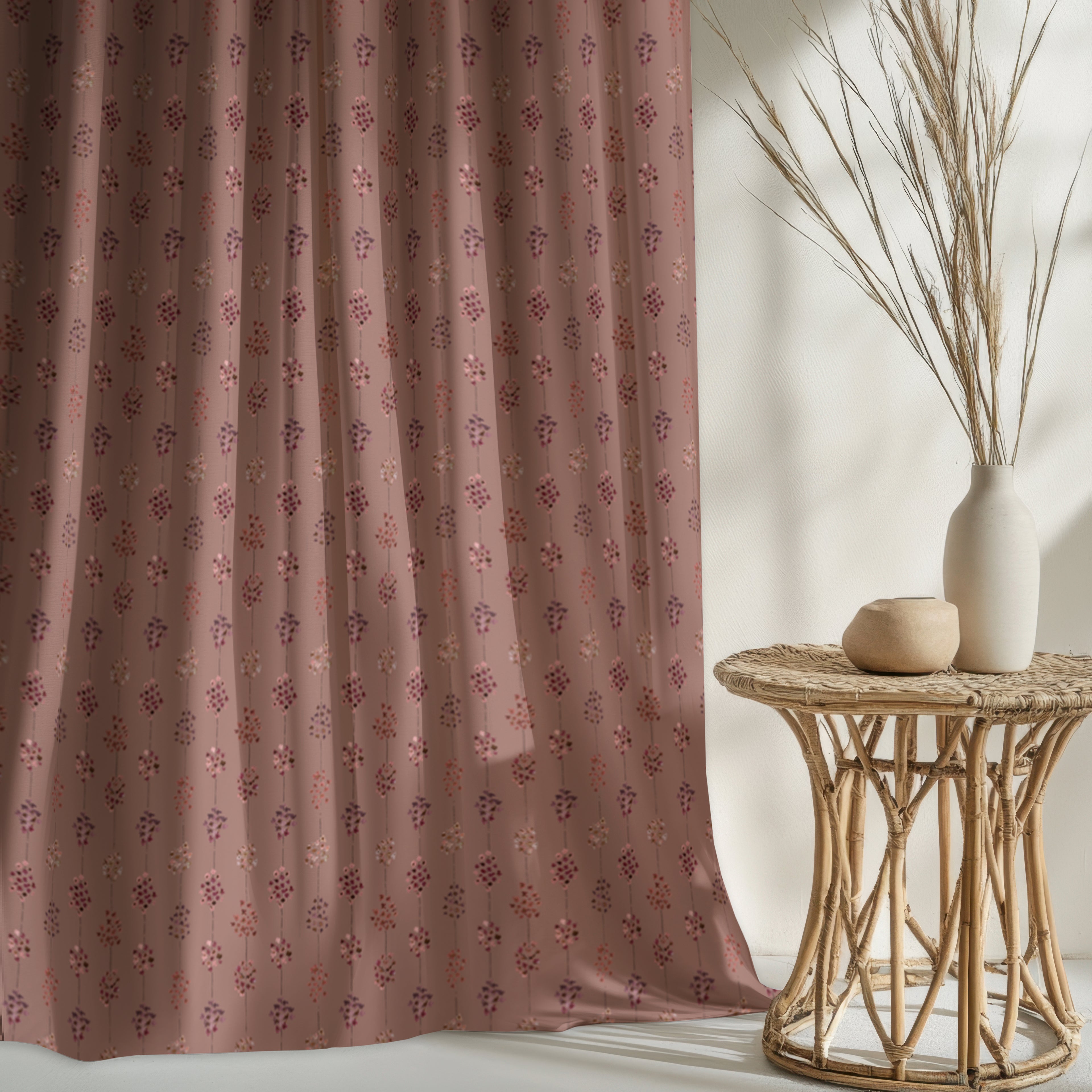 Velia Fabric, Nonna